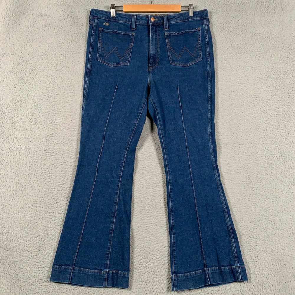 Wrangler Lainey Wilson Flare Jeans Womens 34 Blue Western High Rise Bell Bottom